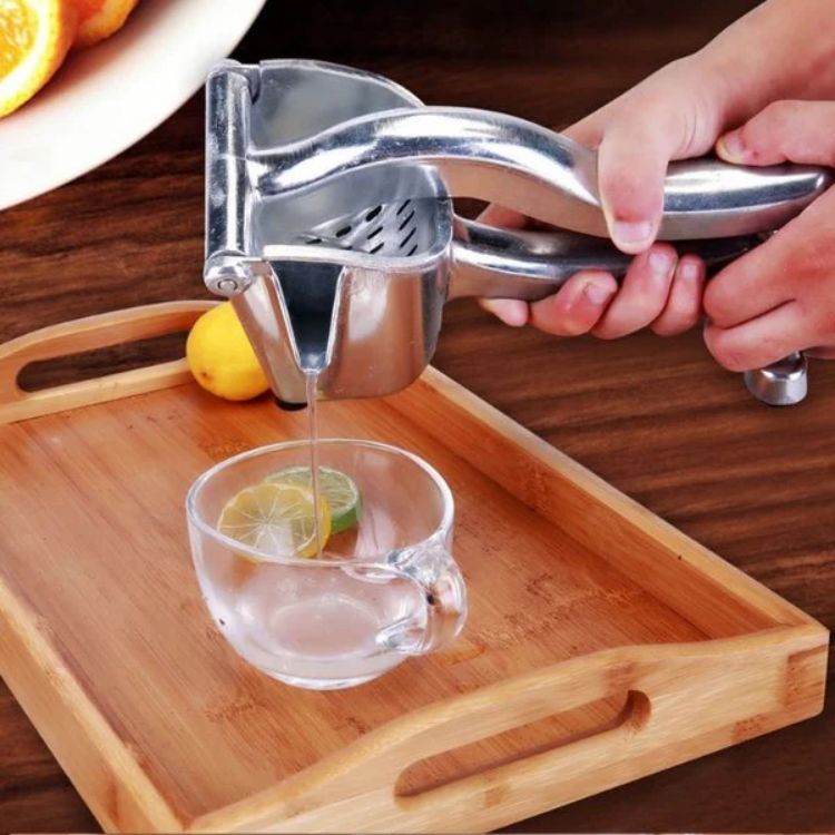 Espremedor de Frutas em Inox - Suco Natural sem Esforço